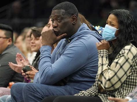 Former NBA star Shawn Kemp released after drive-by shooting arrest